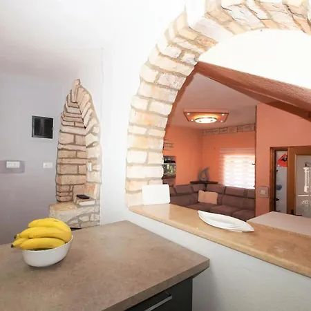 Nyaraló Holiday House With Pool Bonita *